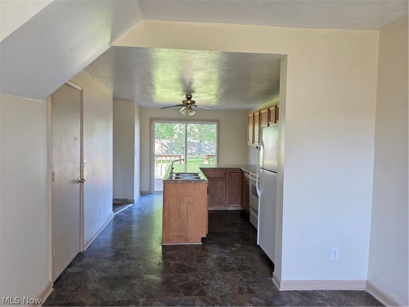489 Columbia Street, Leetonia, OH 44431 Photo 8