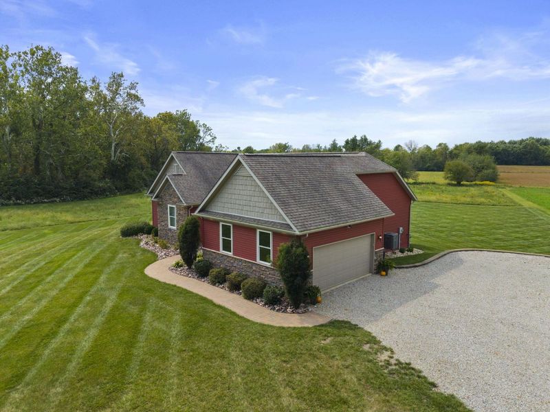 10497 Winchester Road , Ashville, OH 43103 Photo 3