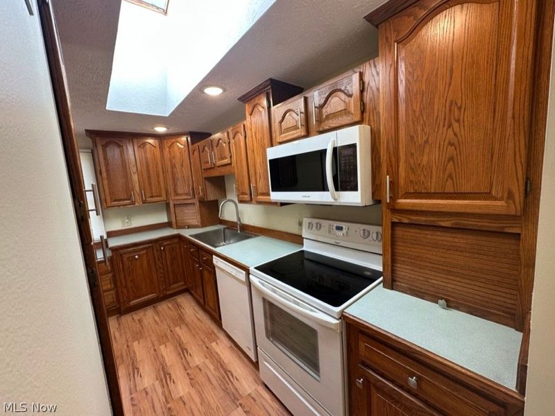 5 Latonka Trail, Malvern, OH 44644 Photo 10