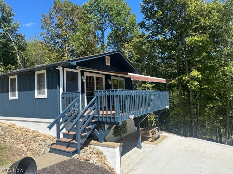 5 Latonka Trail, Malvern, OH 44644 Photo 3