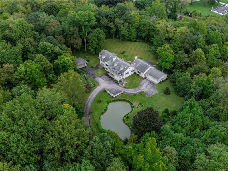 1060 Hidden Ridge Lane, Washington Township, OH 45459 Photo 7