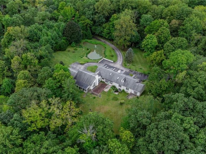 1060 Hidden Ridge Lane, Washington Township, OH 45459 Photo 9