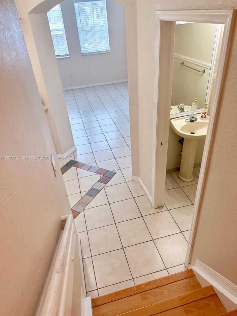 8906 W Flagler St, Unit 216, Miami, FL 33174 Photo