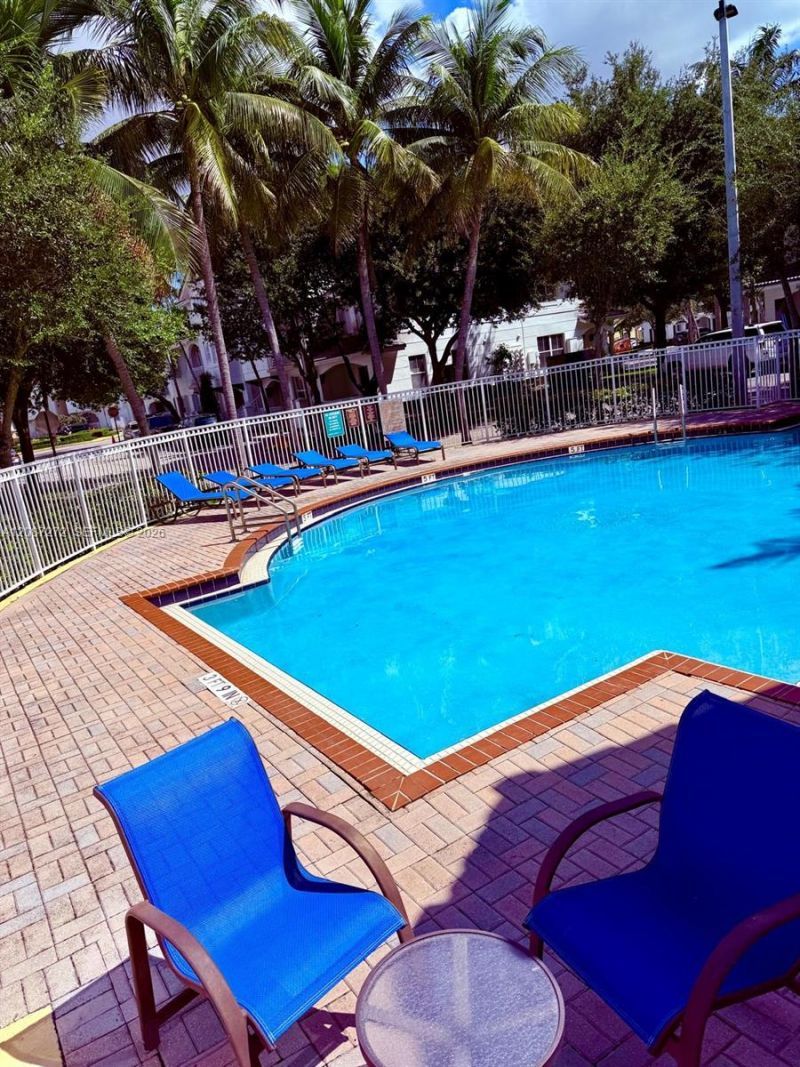 8906 W Flagler St, Unit 216, Miami, FL 33174 Photo