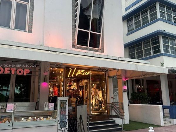 928 Ocean Dr , Miami Beach, FL 33139