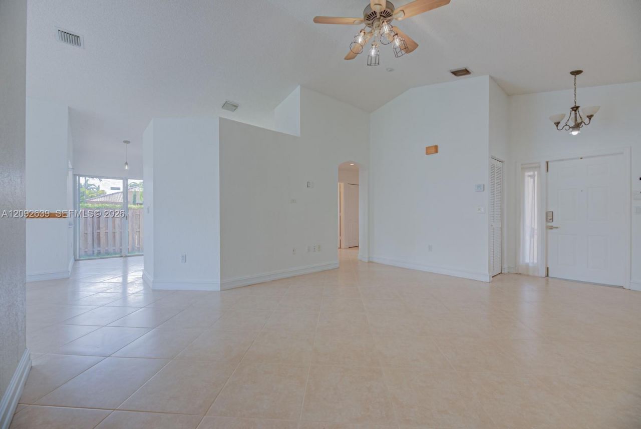 14133 SW 154th Pl, Unit ., Miami, FL 33196 Photo