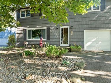 102 Harding Avenue , Liverpool, NY 13088