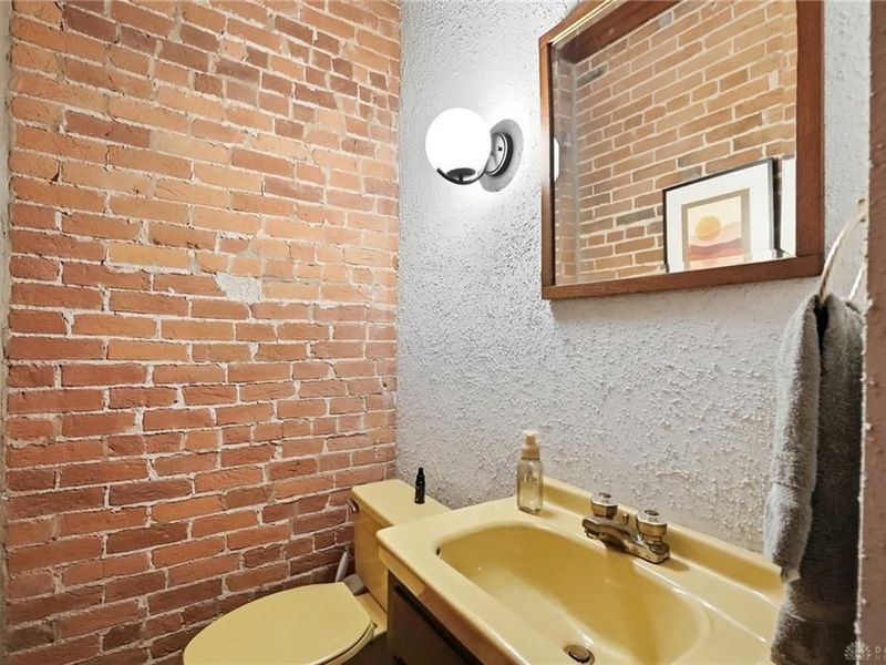 416 E 6th Street, Dayton, OH 45402 Photo 23