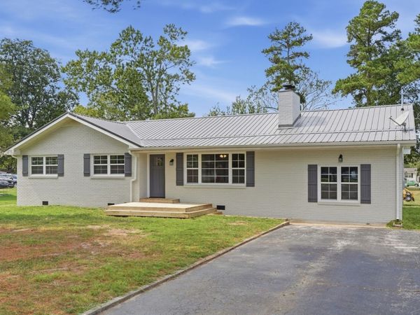 512 Johnson St , Manchester, TN 37355