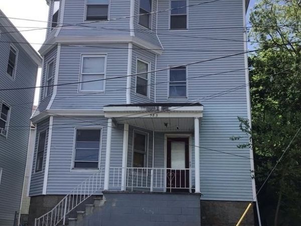 583 Center St, Unit 2, Fall River, MA 02724