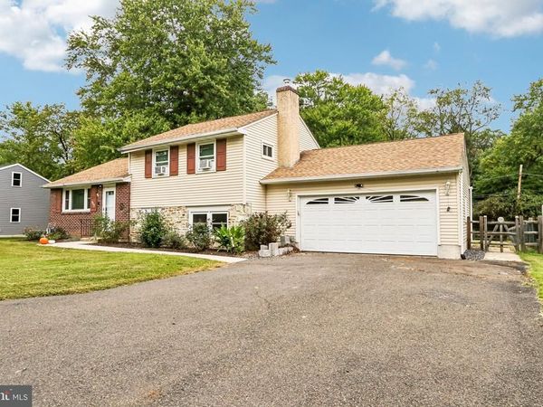 517 LEXINGTON AVENUE , CHALFONT, PA 18914