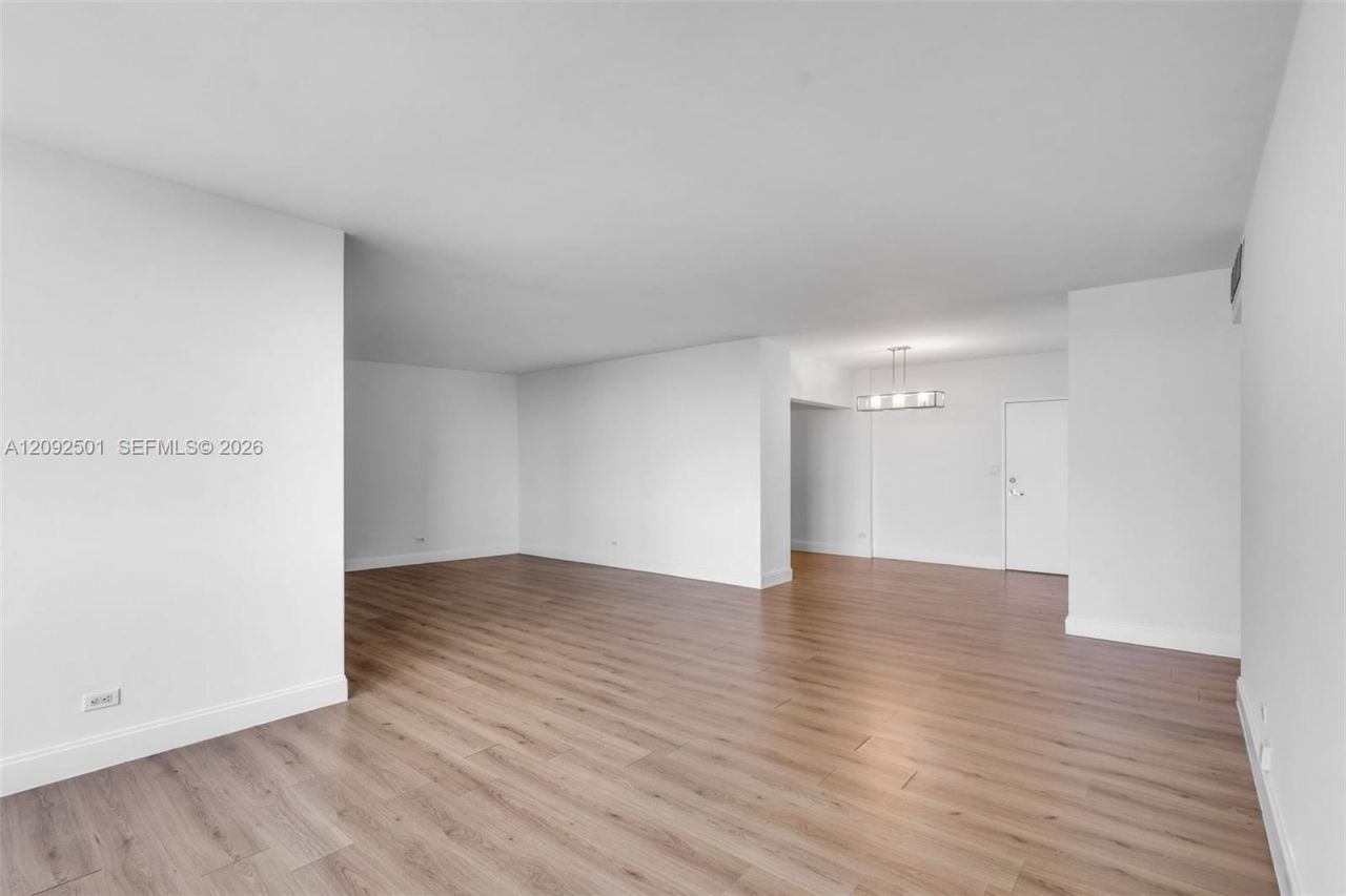 7441 Wayne Ave, Unit 4G, Miami Beach, FL 33141 Photo