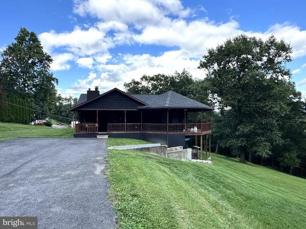 60 N RIDGLEY AVENUE, LEWISTOWN, PA 17044