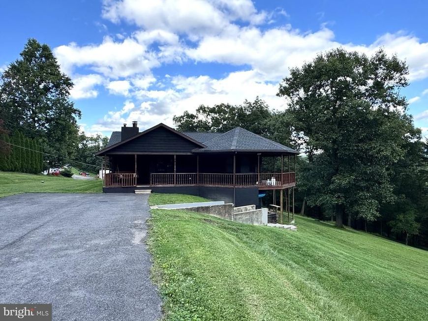 60 N Ridgley Avenue, Lewistown, PA 17044 Main Photo