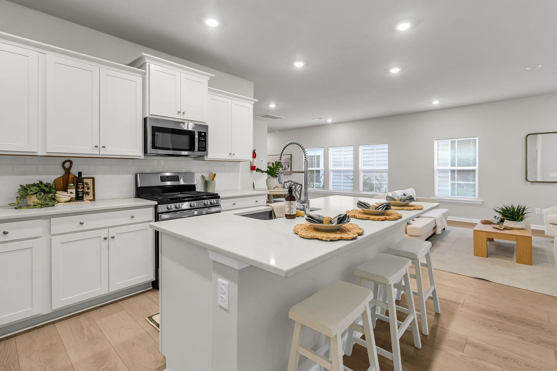 1040 Grace Field Avenue Photo 16