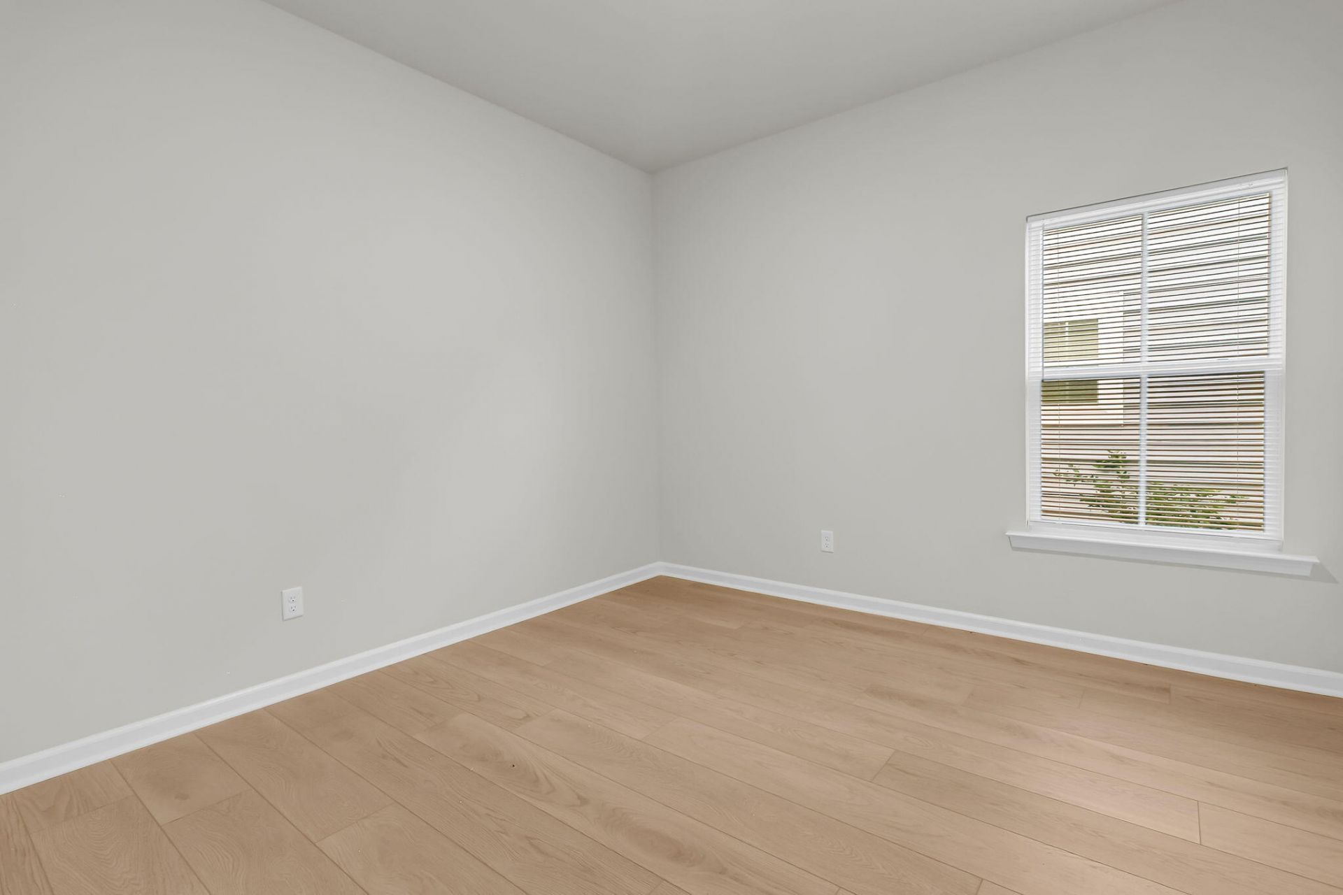 1040 Grace Field Avenue Photo 26