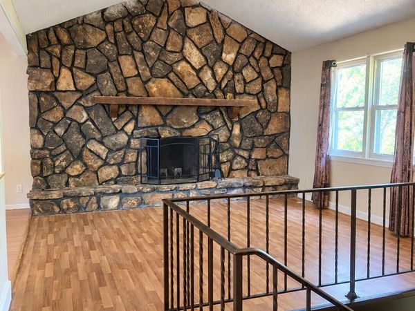 2079 Talking Rocks Road, Branson West, MO 65737