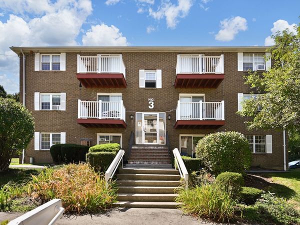 1 Brown Ave, Unit 3-77, Amesbury, MA 01913