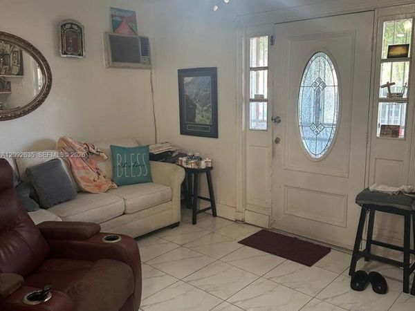 3425 NW 14th Ave , Miami, FL 33142