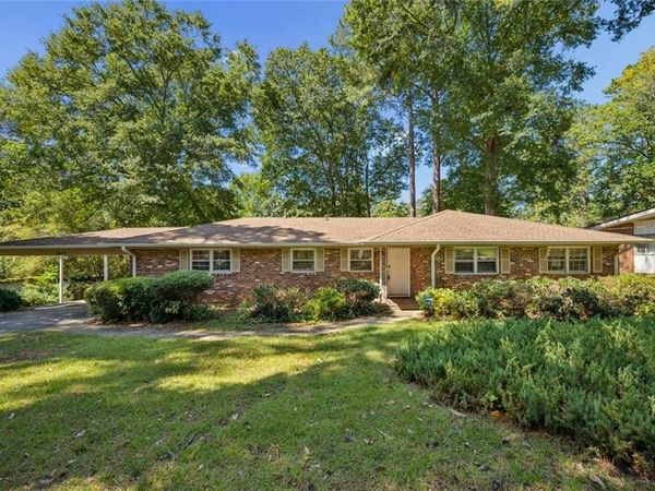 2677 Lancaster Drive , East Point, GA 30344
