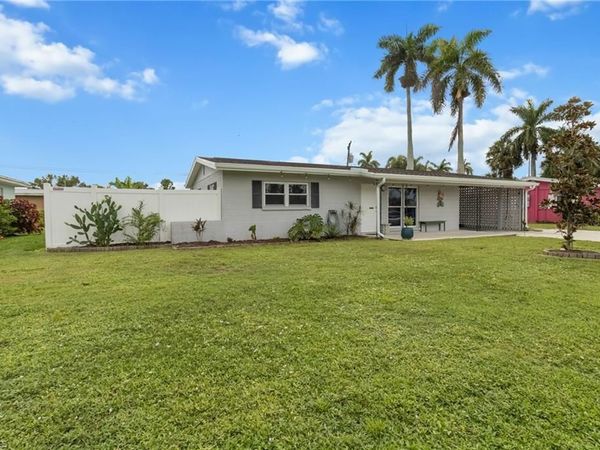 1458 Byron RD, FORT MYERS, FL 33919