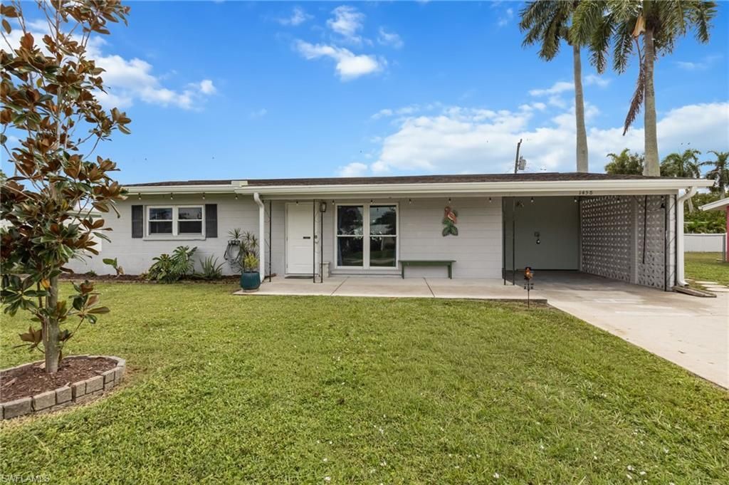 1458 Byron Rd, Fort Myers, FL 33919 Photo
