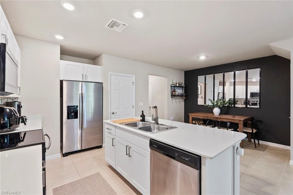 15527 Wildflower Cir , Naples, FL 34119 Photo