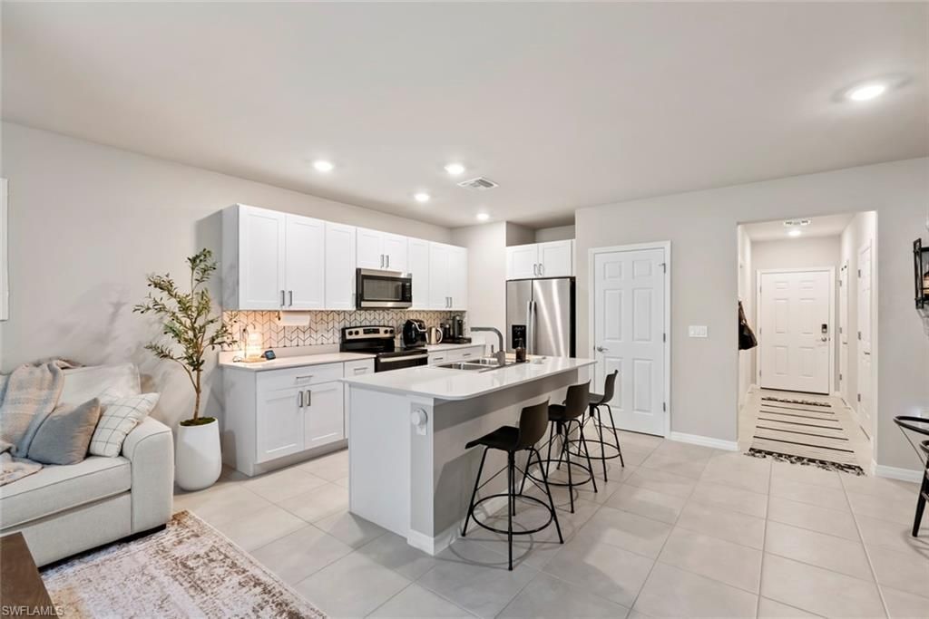 15527 Wildflower Cir , Naples, FL 34119 Photo