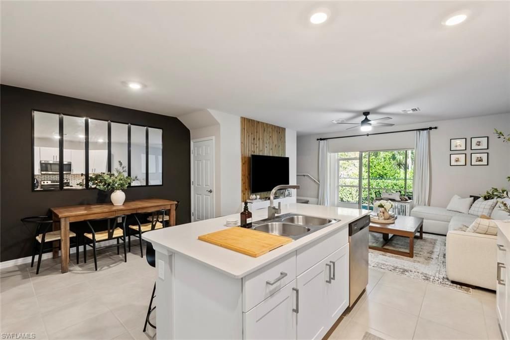 15527 Wildflower Cir , Naples, FL 34119 Photo