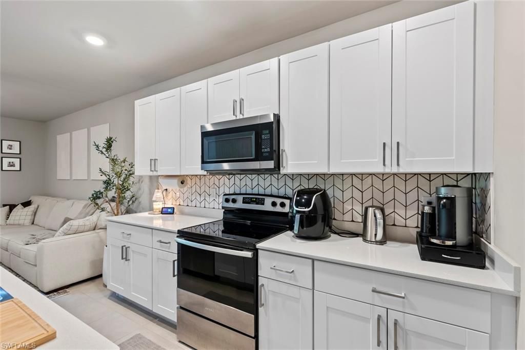 15527 Wildflower Cir , Naples, FL 34119 Photo