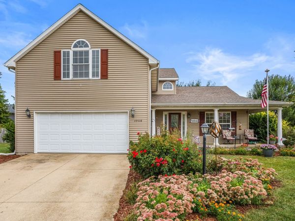 3908 Rockdale Drive , Champaign, IL 61822