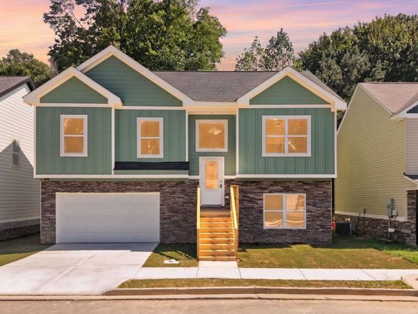 2140 Rosemary Way SE, Gainesville, GA 30507