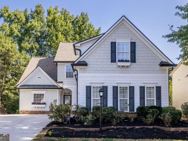 577 Lantern Wood Drive, Scottdale, GA 30079