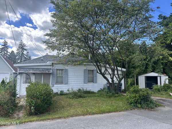 108 Gullott Drive, Rotterdam, NY 12306