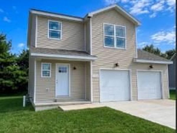1514 Orchard Lakes Circle , Belleville, IL 62220
