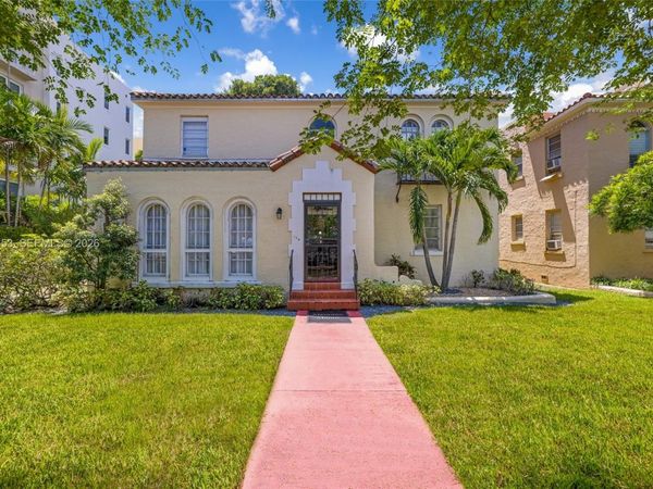 114 Menores Ave , Coral Gables, FL 33134