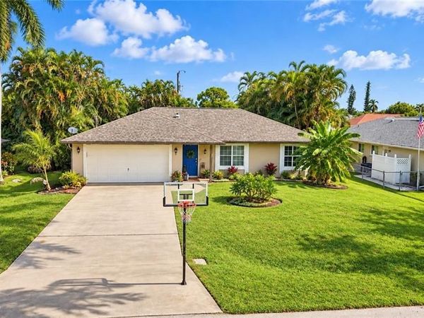1705 SE 21st TER , CAPE CORAL, FL 33990