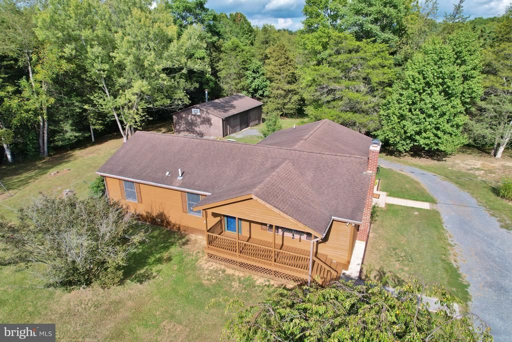 338 Calamus Lane, Strasburg, VA 22657 Main Photo