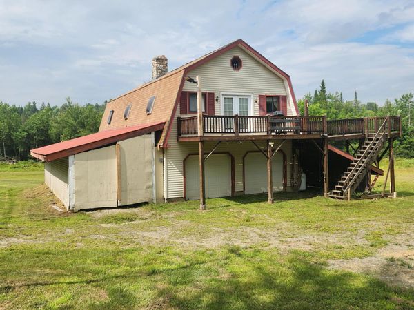 70 Back Road , Abbot, ME 04406