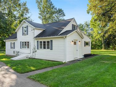 955 Hopeton Road , Penn Yan, NY 14527