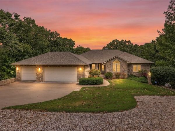 6 Hughes Lane , Bella Vista, AR 72715