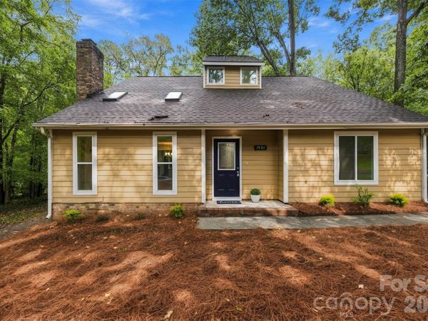 7401 Park Vista Circle, Charlotte, NC 28226