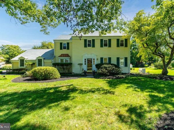 7 AVERSTONE DRIVE E , WASHINGTON CROSSING, PA 18977