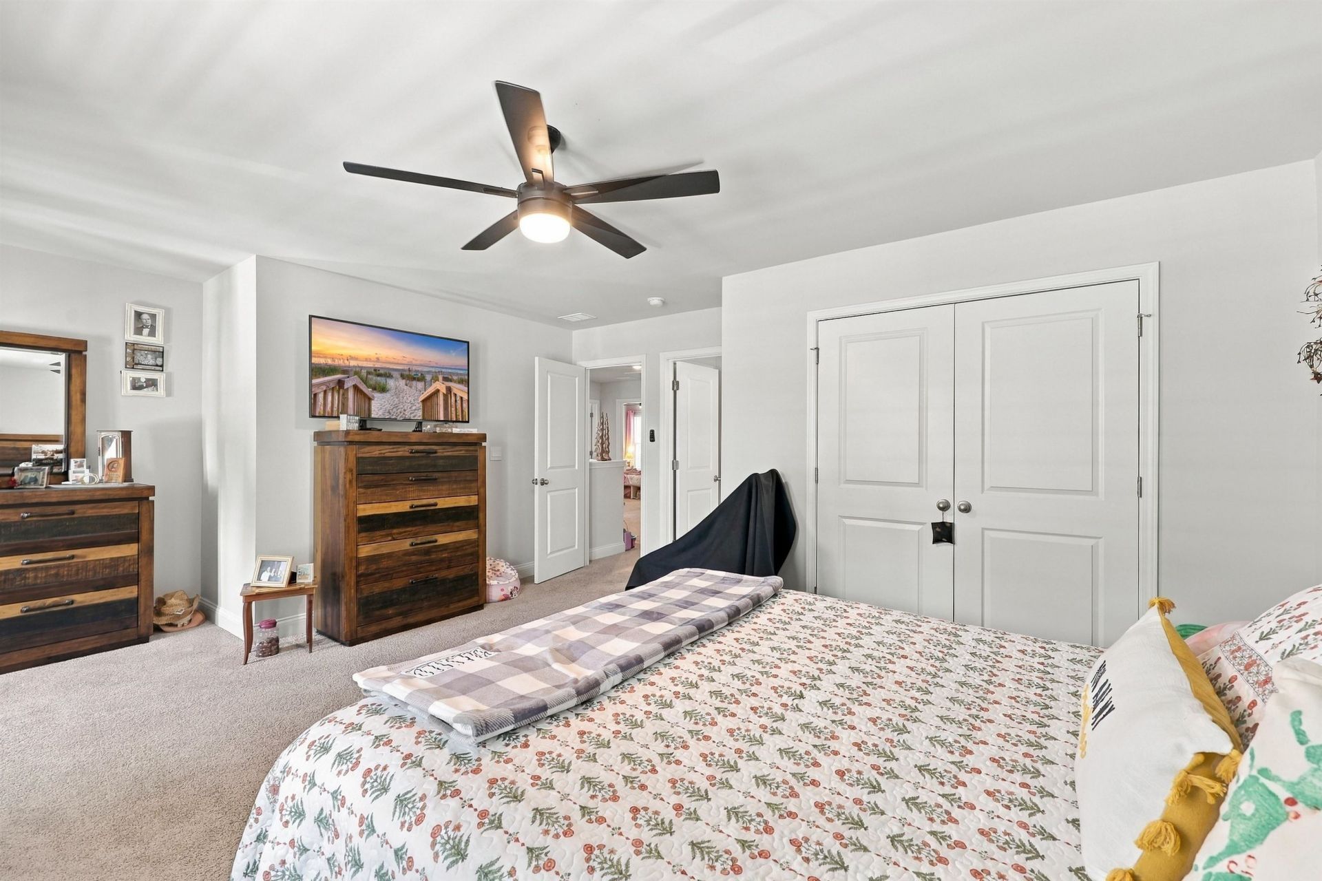 104 Fair Meadow Ct.  Photo 35