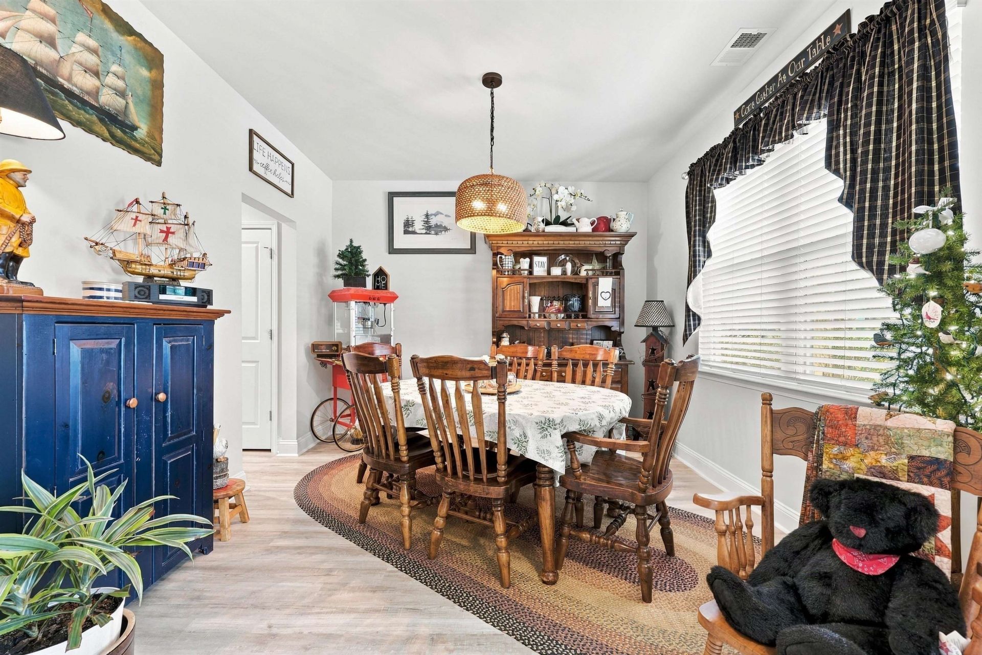 104 Fair Meadow Ct.  Photo 9