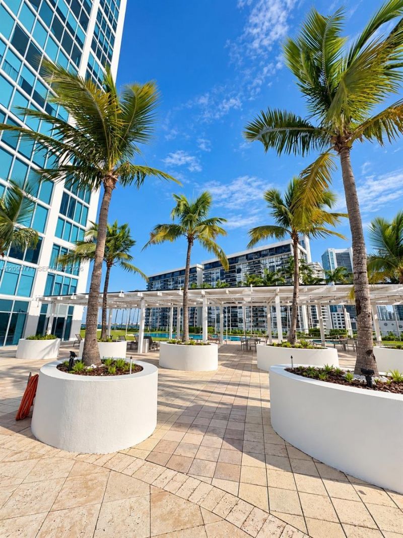 601 NE 36th St, Unit 3105, Miami, FL 33137 Photo