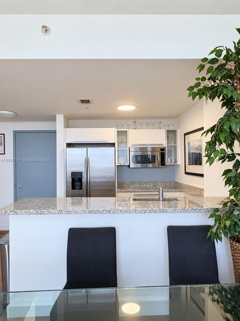 601 NE 36th St, Unit 3105, Miami, FL 33137 Photo