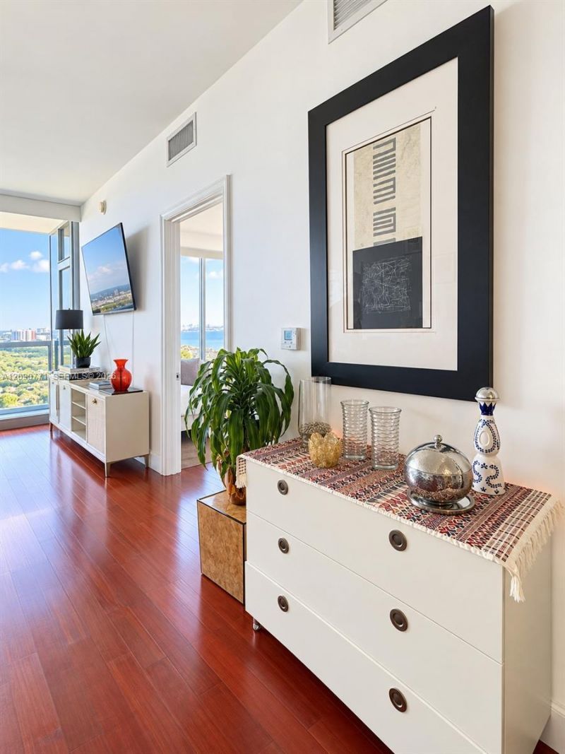 601 NE 36th St, Unit 3105, Miami, FL 33137 Photo