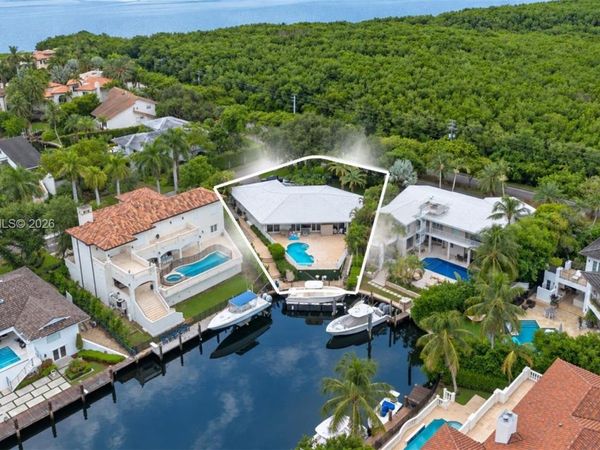 705 Bella Vista Ave, Coral Gables, FL 33156