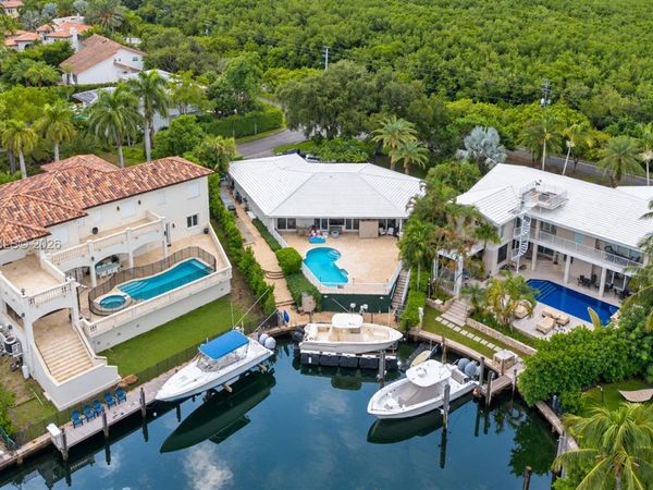 705 Bella Vista Ave , Coral Gables, FL 33156